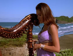 extant_XenaWarriorPrincess_2x11-HereSheComesMissAmphipolis_02463