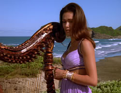 extant_XenaWarriorPrincess_2x11-HereSheComesMissAmphipolis_02464