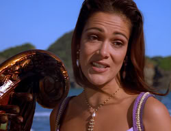 extant_XenaWarriorPrincess_2x11-HereSheComesMissAmphipolis_02480