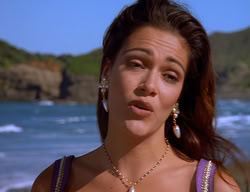 extant_XenaWarriorPrincess_2x11-HereSheComesMissAmphipolis_02510