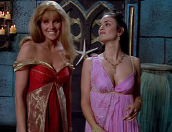 extant_XenaWarriorPrincess_2x11-HereSheComesMissAmphipolis_02653