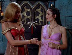extant_XenaWarriorPrincess_2x11-HereSheComesMissAmphipolis_02660