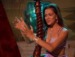 extant_XenaWarriorPrincess_2x11-HereSheComesMissAmphipolis_02681