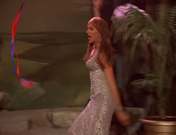 extant_XenaWarriorPrincess_2x11-HereSheComesMissAmphipolis_02725