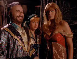 extant_XenaWarriorPrincess_2x11-HereSheComesMissAmphipolis_02762