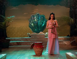 extant_XenaWarriorPrincess_2x11-HereSheComesMissAmphipolis_02794