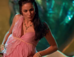 extant_XenaWarriorPrincess_2x11-HereSheComesMissAmphipolis_02813