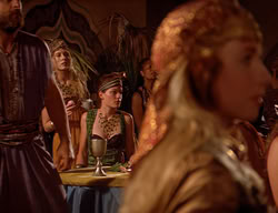 extant_XenaWarriorPrincess_2x11-HereSheComesMissAmphipolis_02860