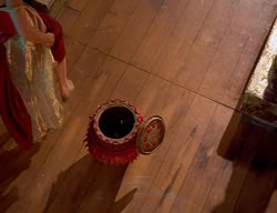 extant_XenaWarriorPrincess_2x11-HereSheComesMissAmphipolis_02873