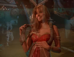 extant_XenaWarriorPrincess_2x11-HereSheComesMissAmphipolis_02912