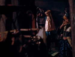 extant_XenaWarriorPrincess_2x11-HereSheComesMissAmphipolis_02926