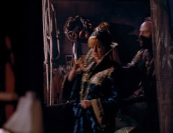 extant_XenaWarriorPrincess_2x11-HereSheComesMissAmphipolis_02927