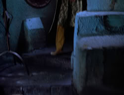 extant_XenaWarriorPrincess_2x11-HereSheComesMissAmphipolis_02939