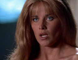 extant_XenaWarriorPrincess_2x11-HereSheComesMissAmphipolis_03021