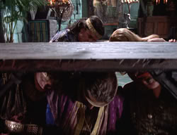 extant_XenaWarriorPrincess_2x11-HereSheComesMissAmphipolis_03078