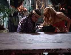 extant_XenaWarriorPrincess_2x11-HereSheComesMissAmphipolis_03079