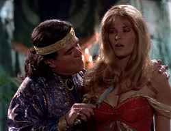 extant_XenaWarriorPrincess_2x11-HereSheComesMissAmphipolis_03111