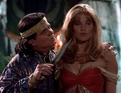 extant_XenaWarriorPrincess_2x11-HereSheComesMissAmphipolis_03135