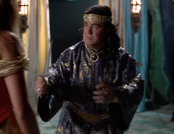 extant_XenaWarriorPrincess_2x11-HereSheComesMissAmphipolis_03164