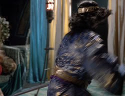 extant_XenaWarriorPrincess_2x11-HereSheComesMissAmphipolis_03168