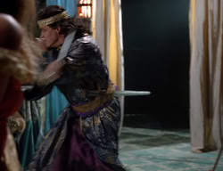 extant_XenaWarriorPrincess_2x11-HereSheComesMissAmphipolis_03170