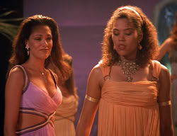 extant_XenaWarriorPrincess_2x11-HereSheComesMissAmphipolis_03364