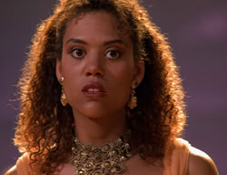 extant_XenaWarriorPrincess_2x11-HereSheComesMissAmphipolis_03371