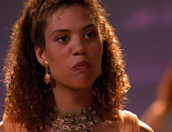extant_XenaWarriorPrincess_2x11-HereSheComesMissAmphipolis_03381