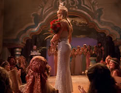 extant_XenaWarriorPrincess_2x11-HereSheComesMissAmphipolis_03457