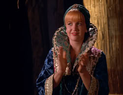extant_XenaWarriorPrincess_2x11-HereSheComesMissAmphipolis_03529