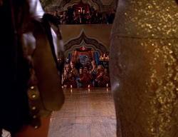 extant_XenaWarriorPrincess_2x11-HereSheComesMissAmphipolis_03547
