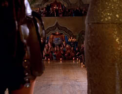 extant_XenaWarriorPrincess_2x11-HereSheComesMissAmphipolis_03550