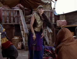 extant_XenaWarriorPrincess_2x12-Destiny_01256