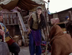 extant_XenaWarriorPrincess_2x12-Destiny_01257
