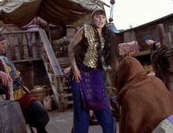 extant_XenaWarriorPrincess_2x12-Destiny_01258