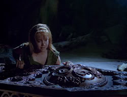 extant_XenaWarriorPrincess_2x13-TheQuest_00056