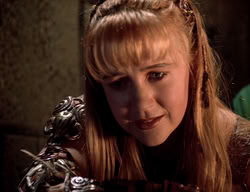 extant_XenaWarriorPrincess_2x13-TheQuest_03425