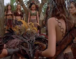 extant_XenaWarriorPrincess_2x14-ANecessaryEvil_00011