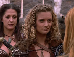 extant_XenaWarriorPrincess_2x14-ANecessaryEvil_00025