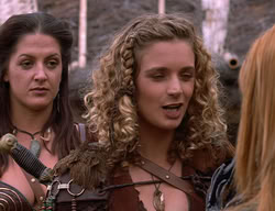 extant_XenaWarriorPrincess_2x14-ANecessaryEvil_00029