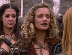 extant_XenaWarriorPrincess_2x14-ANecessaryEvil_00030