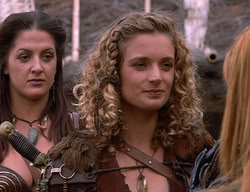 extant_XenaWarriorPrincess_2x14-ANecessaryEvil_00031