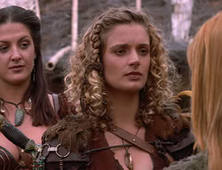 extant_XenaWarriorPrincess_2x14-ANecessaryEvil_00062