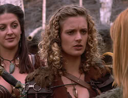 extant_XenaWarriorPrincess_2x14-ANecessaryEvil_00063