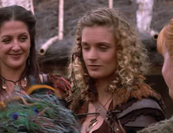 extant_XenaWarriorPrincess_2x14-ANecessaryEvil_00072