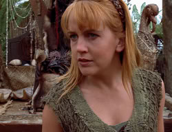 extant_XenaWarriorPrincess_2x14-ANecessaryEvil_00214
