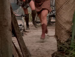extant_XenaWarriorPrincess_2x14-ANecessaryEvil_00279