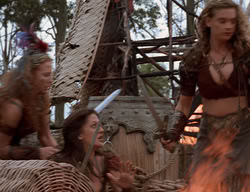 extant_XenaWarriorPrincess_2x14-ANecessaryEvil_00287