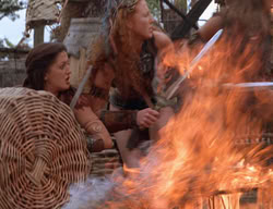 extant_XenaWarriorPrincess_2x14-ANecessaryEvil_00348