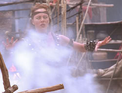 extant_XenaWarriorPrincess_2x14-ANecessaryEvil_00418